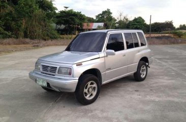 Suzuki Vitara 97 model EFI MT 4x4 cold aircon shiny paint malinis