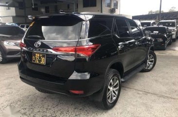 2016 Toyota Fortuner 2.4V diesel automatic ( mits Montero Everest )