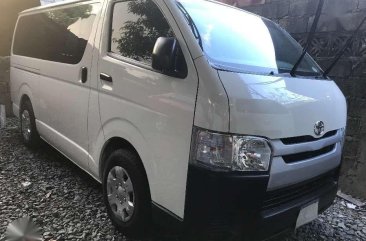 2017 Toyota Hiace Commuter 3.0L Manual White