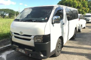 2017 Toyota Hiace commuter manual 3.0