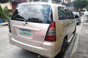 2012 TOYOTA Innova E FOR SALE 