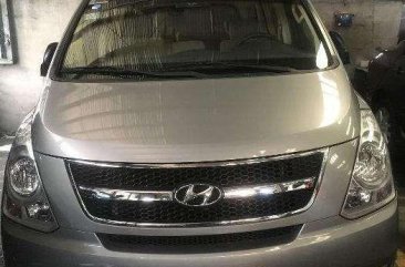 2015 Hyundai Starex VGT Red Central for sale 