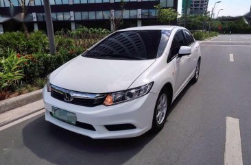 2013 HONDA CIVIC 1.8 I-VTEC Automatic LIKE BRAND NEW ( vios altis 2012