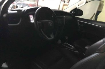 2017 Toyota Fortuner 2.4G 4x2 automatic black