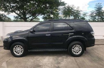 2013 Toyota Fortuner V 4x4 Automatic diesel VNT Top of the line