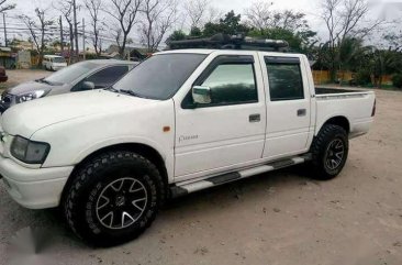 Isuzu Fuego LS 4x2 2000 for sale 