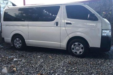 2017 Toyota Hiace 3.0 Commuter Manual White Met