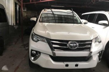 2017 Toyota Fortuner V Automatic White