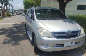 TOYOTA Innova J Manual Gas 2005 FOR SALE 