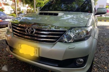 2014 Toyota Fortuner V Diesel AT FOR SALE