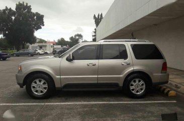 2004 Lincoln Aviator alt expedition suburban