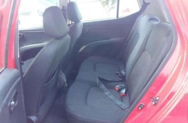 Hyundai i10 AT 2012 Red Hatchback For Sale 