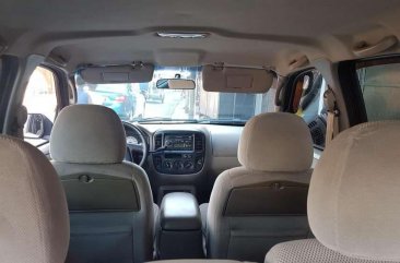 Ford Escape 2004 FOR SALE 