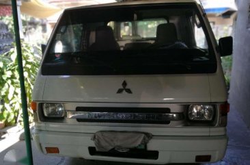 Mitsubishi L300 FB with Stainless Cargo For Sale 