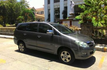 2005 Toyota Innova G - diesel manual