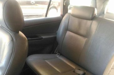 Toyota Innova J - 2006 Diesel FOR SALE