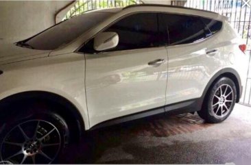 Hyundai Santa Fe 2013 P850,000 for sale