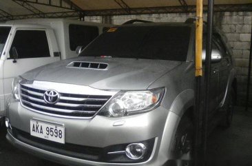 Toyota Fortuner 2015 V AT for sale