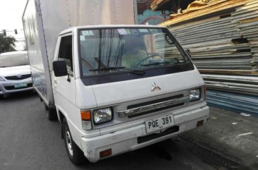 For sale Mitsubishi L300 alum van 2011 model