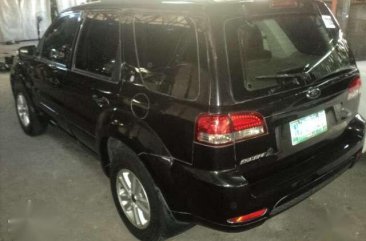 FOR SALE Ford Escape matic 2010 mdl