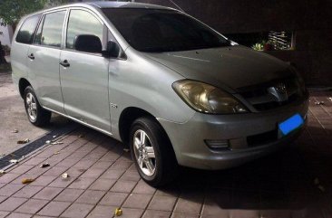 Well-kept Toyota Innova 2005 for sale