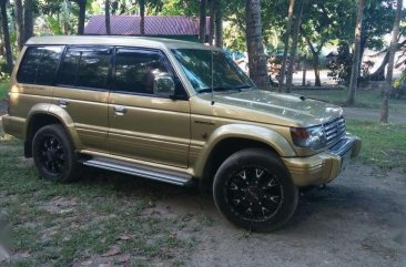 FOR SALE MITSUBISHI Pajero manual 4x4
