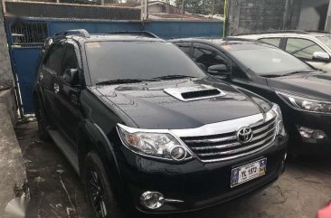 2015 Toyota Fortuner V Automatic Black Diesel FOR SALE