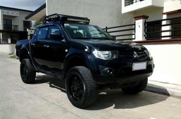 2012 Mitsubishi STRADA TRITON 2.5 DiD VGT Turbo DIESEL GLX 4x2 MT-12 FOR SALE