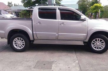 2015 Toyota Hilux 4x4 FOR SALE