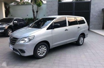 Toyota Innova E AT 2016 for Sale