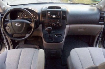 2010 Kia Carnival AT GOOD AS NEW For Sale 