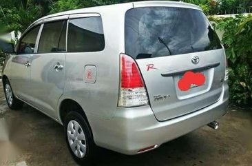 Toyota Innova 2009 gasoline fresh rush sale