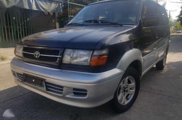 Toyota Revo sports runner 2000 a/t FOR SALE