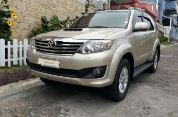 Toyota Fortuner G AT 2013 Beige SUV For Sale 