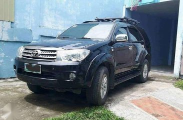 Toyota Fortuner 2010 G Manual Black For Sale 