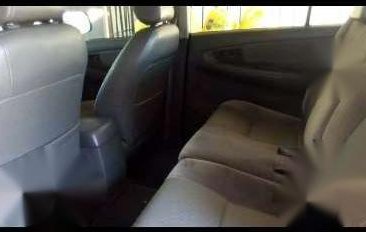 Toyota Innova 2013 2.5 E mt FOR SALE