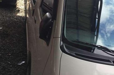 2017 TOYOTA Hiace Commuter 30 Manual White FOR SALE