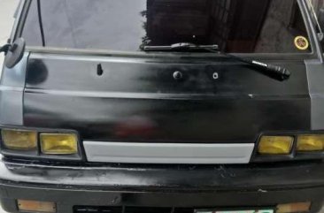 LIKE NEW Hyundai Grace FOR SALE