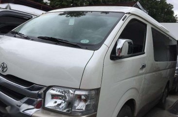 2016 Toyota Hiace GL Grandia 3.0 Manual Pearl White