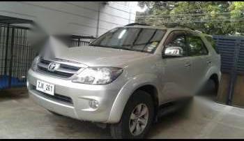 TOYOTA Fortuner 2007 gas FOR SALE 