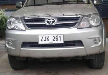 TOYOTA Fortuner 2007 gas FOR SALE 