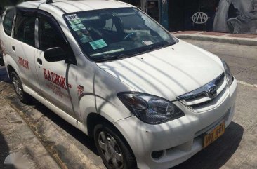 Toyota Avanza Taxi 2011 White For Sale 