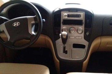 HYUNDAI 2013mdl Grand Starex Gold limted edition dsel