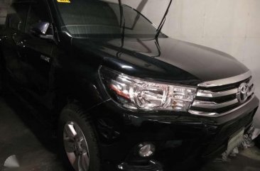 2016 Toyota Hilux 2.4G 4x2 automatic BLACK newlook