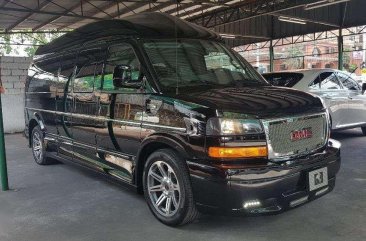 2018 GMC Savana Explorer Limousine LE