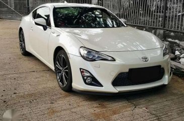 2013 Toyota GT 86 Pearl White not brz benz bmw civic honda coupe