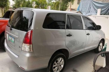 2010 Toyota Innova E for sale