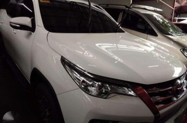 2017 Toyota Fortuner 4x2G automatic PEARL WHITE Newlook