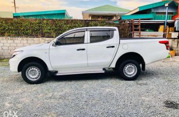 2016 Mitsubishi Strada GL 4X4 MT not hilux ranger navarra dmax 2017