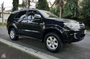 2011 Toyota Fortuner G Diesel AT FOR SALE 